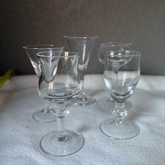vintage Royal Bavarian Crystal cordial glasses. - Picture 12 of 12